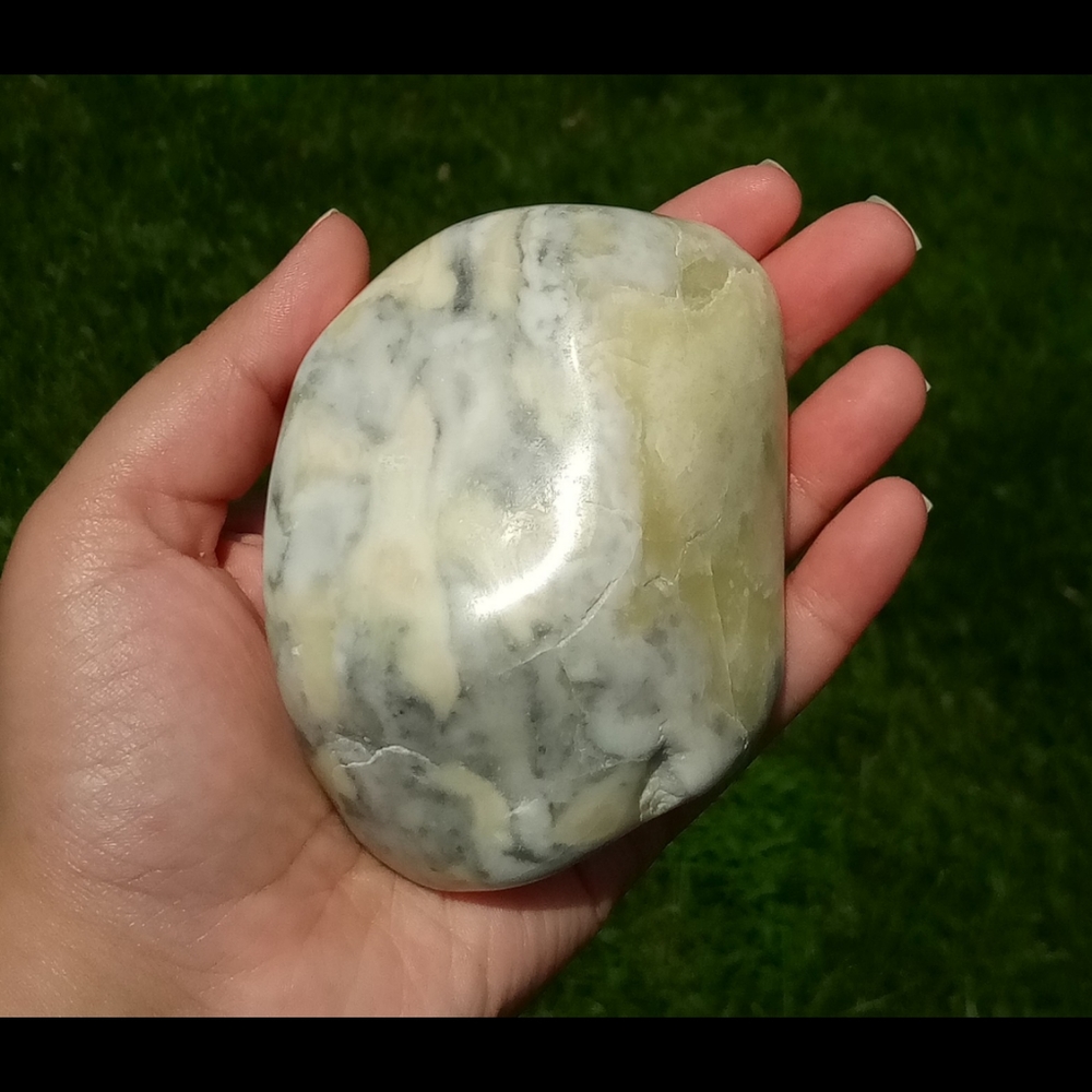 🍋 Swirl Serpentine Hand-sized Freeform (Read Description) - Picture 2 of 6